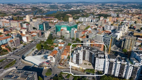 Apartamento T4 para Venda em Santa Marinha e São Pedro da Afurada
