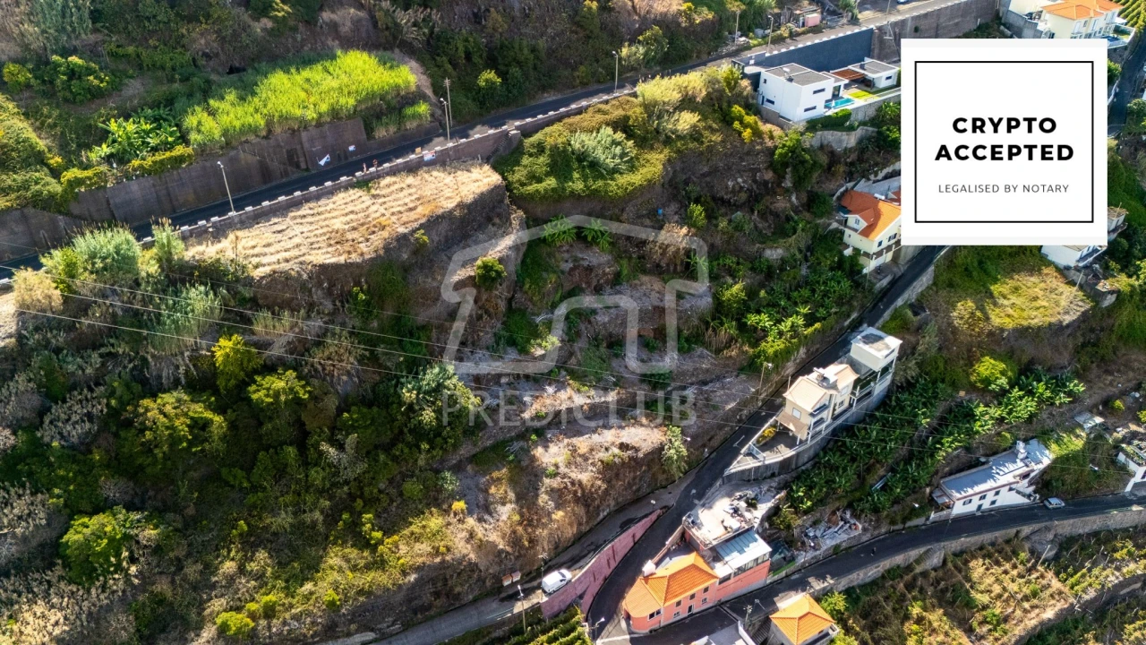 Terreno para Venda em Calheta Foto 1
