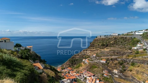 Terreno para Venda em Calheta