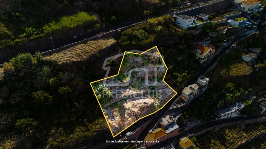 Terreno para Venda em Calheta Foto 4