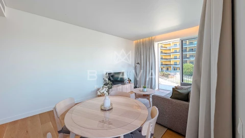 Apartamento T1 para Venda em Quarteira