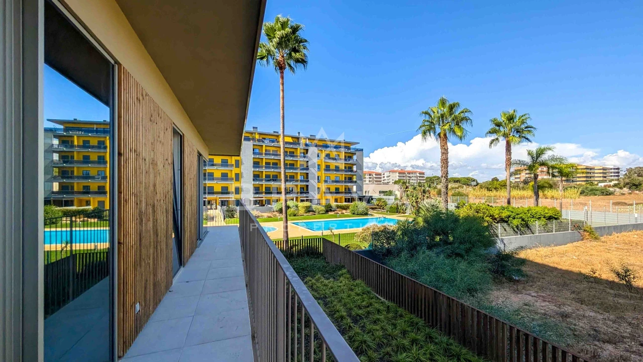 Apartamento T1 para Venda em Quarteira Foto 35