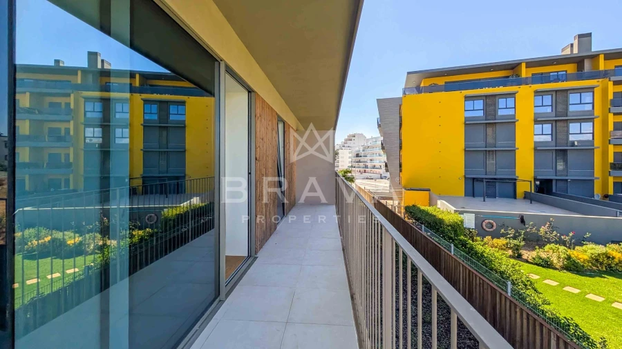 Apartamento T1 para Venda em Quarteira Foto 32