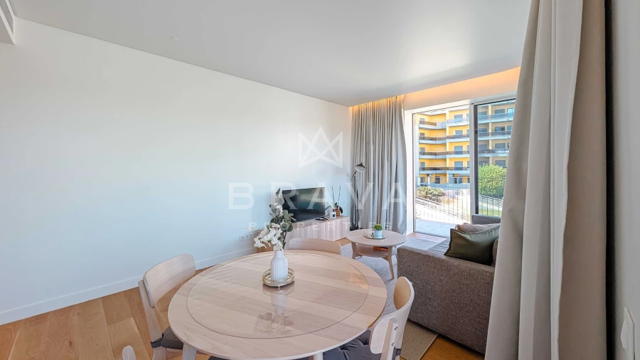 Apartamento T1 para Venda em Quarteira Foto 7