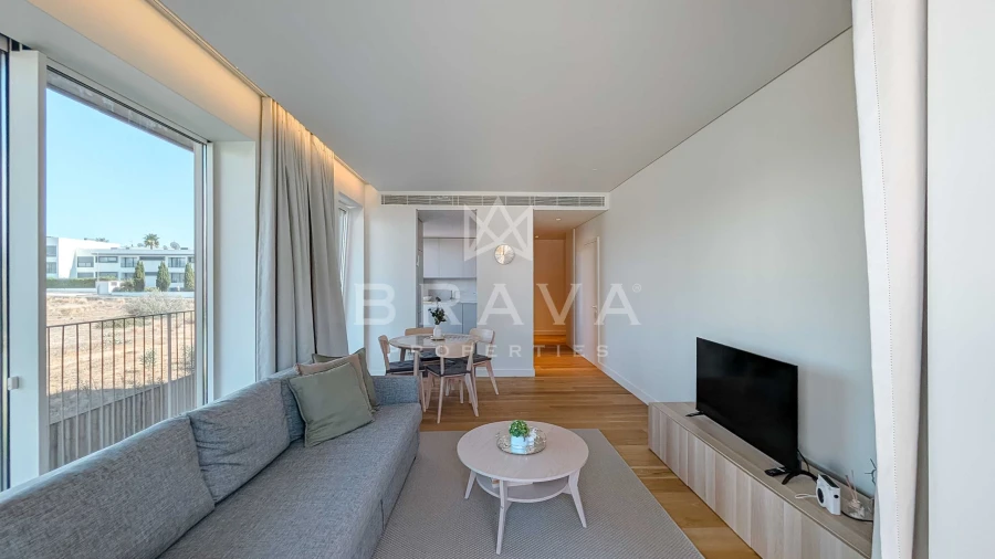 Apartamento T1 para Venda em Quarteira Foto 4