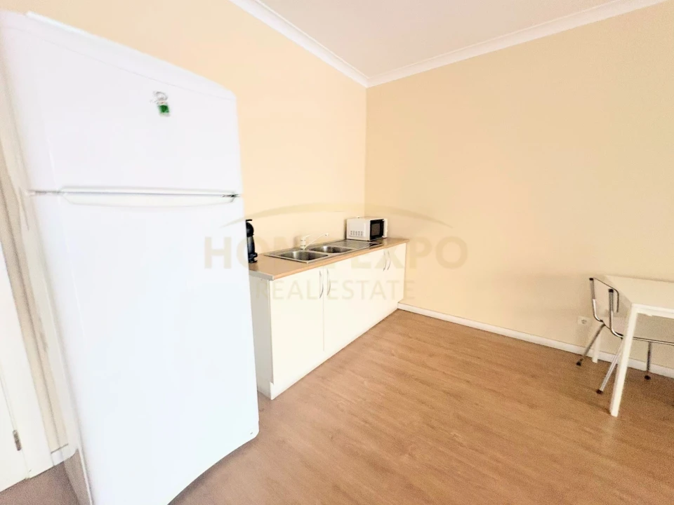 Apartamento T2 para Arrendamento em Alvalade Foto 34