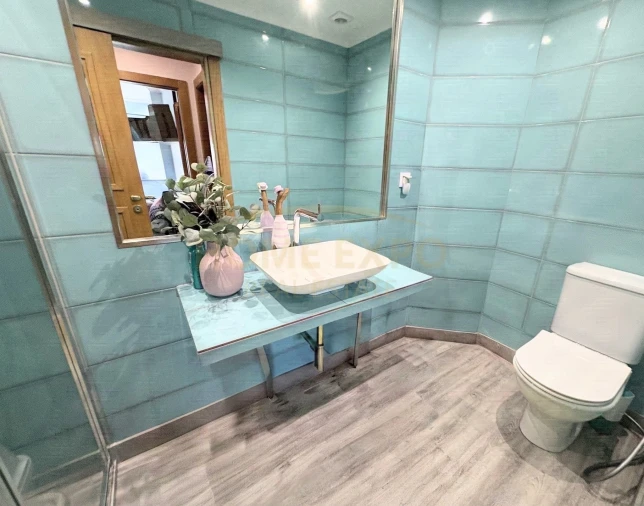 Apartamento T2 para Arrendamento em Alvalade Foto 22