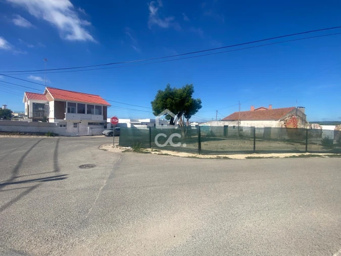 Terreno para Venda em Foz do Arelho Foto 6