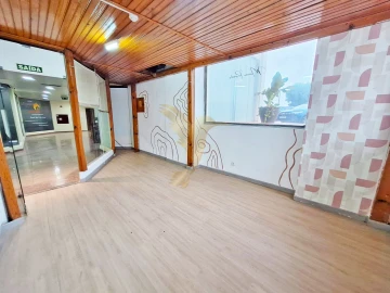 Negócio para Arrendamento em Albufeira e Olhos de Água