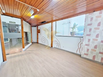 Negócio para Arrendamento em Albufeira e Olhos de Água