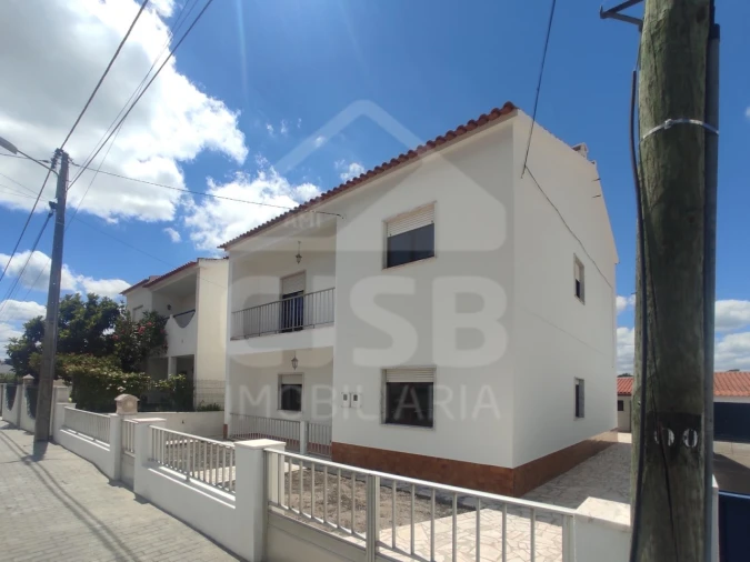 Moradia T4 para Venda em Coruche, Fajarda e Erra Foto 5