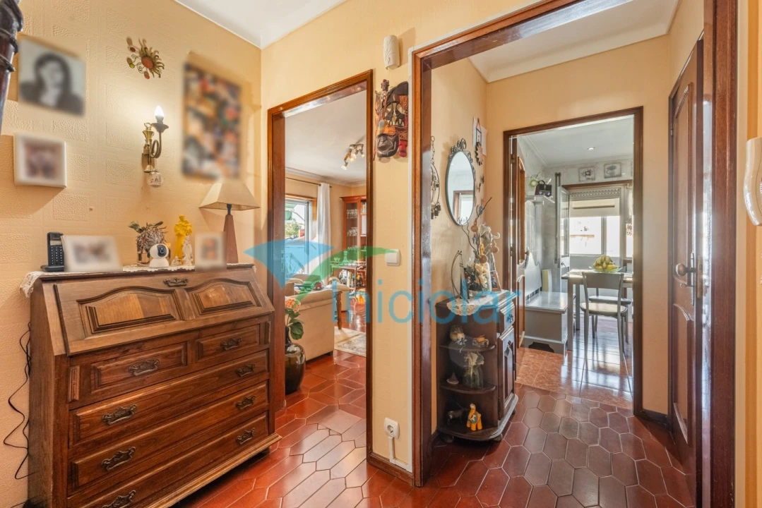 Apartamento T3 para Venda em Cidade da Maia Foto 4