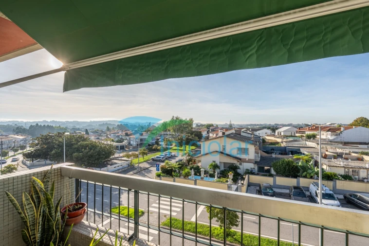 Apartamento T3 para Venda em Cidade da Maia Foto 3