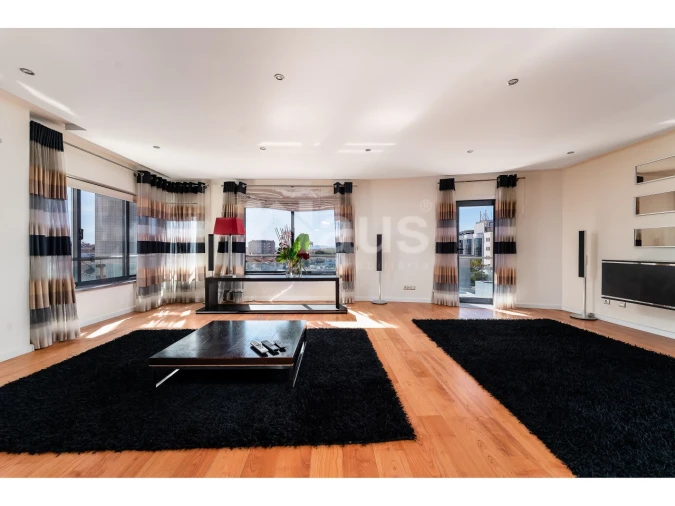 Apartamento T4 para Venda em Montijo e Afonsoeiro Foto 2