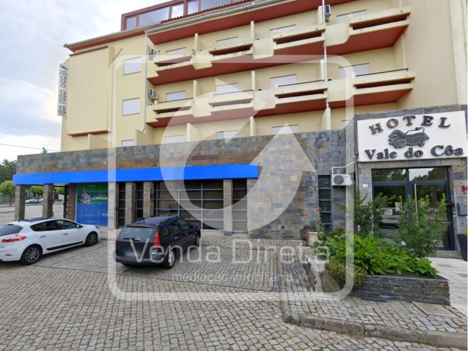 Escritório para Venda em Vila Nova de Foz Côa Foto 4