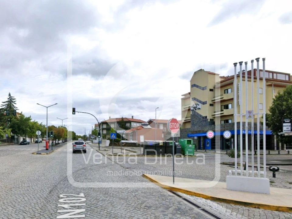 Escritório para Venda em Vila Nova de Foz Côa Foto 9