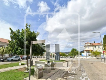 Escritório para Venda em Vila Nova de Foz Côa