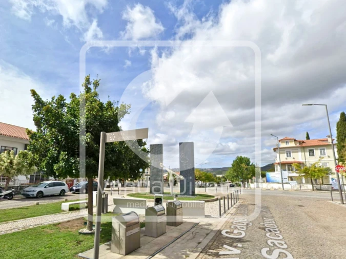 Escritório para Venda em Vila Nova de Foz Côa Foto 11