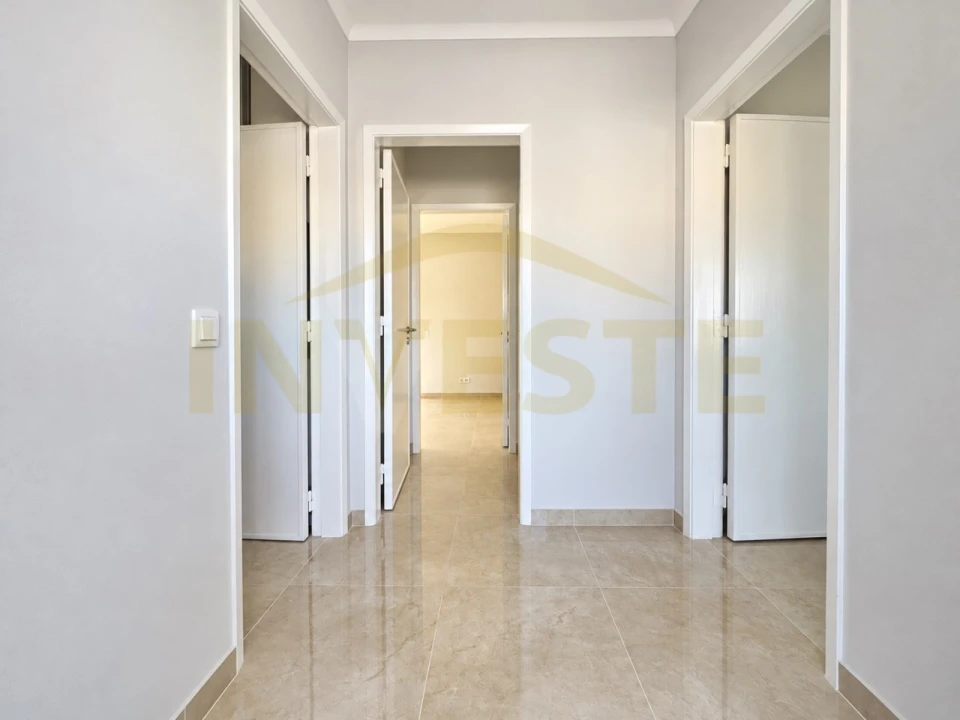 Apartamento T2 para Arrendamento em Alcabideche Foto 5