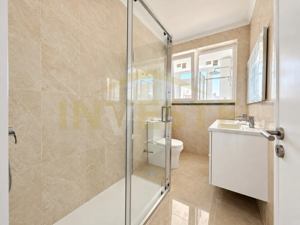 Apartamento T2 para Arrendamento em Alcabideche Foto 10
