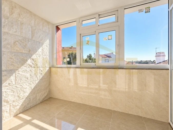 Apartamento T2 para Arrendamento em Alcabideche Foto 13