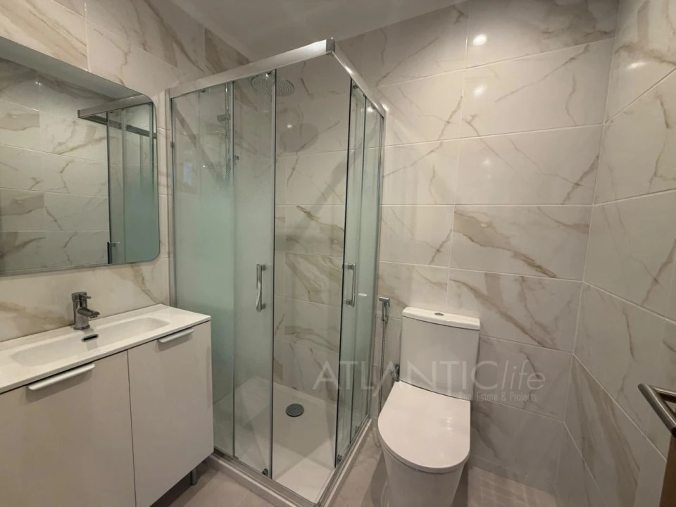 Apartamento T2 para Venda em Agualva e Mira-Sintra Foto 13