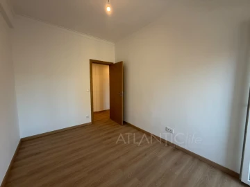 Apartamento T2 para Venda em Agualva e Mira-Sintra