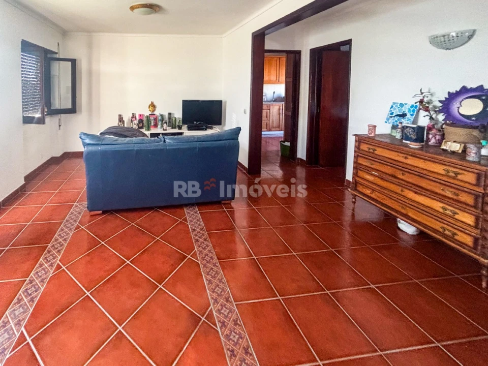 Apartamento T3 para Venda em São João Baptista e Santa Maria dos Olivais Foto 4