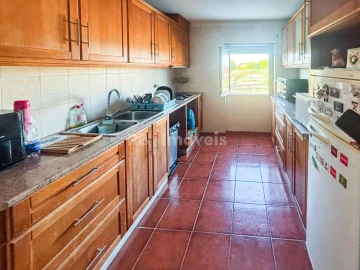 Apartamento T3 para Venda em São João Baptista e Santa Maria dos Olivais