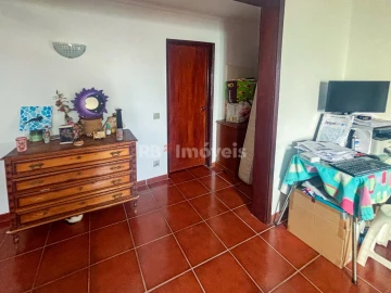 Apartamento T3 para Venda em São João Baptista e Santa Maria dos Olivais