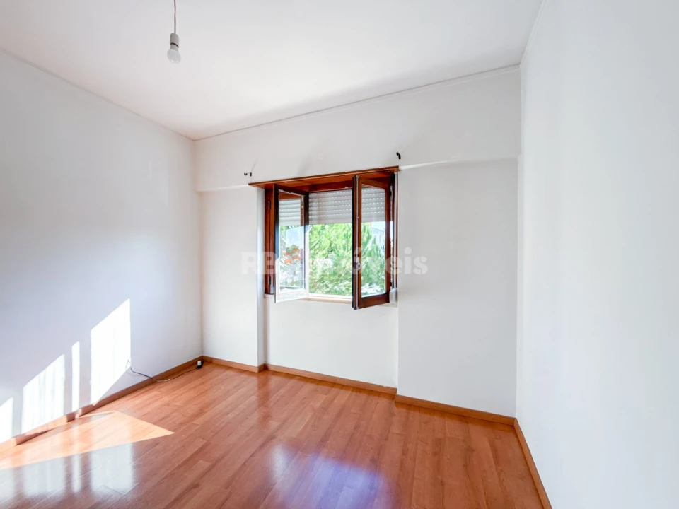 Apartamento T2 para Venda em São João Baptista Foto 11