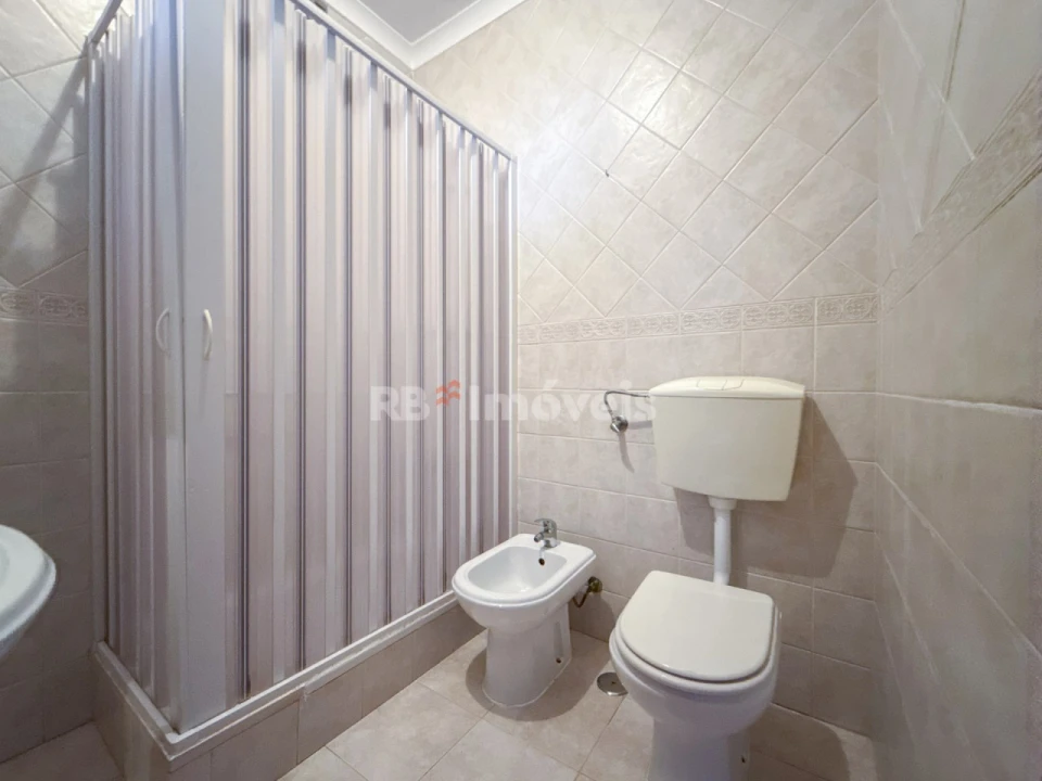 Apartamento T2 para Venda em São João Baptista Foto 16