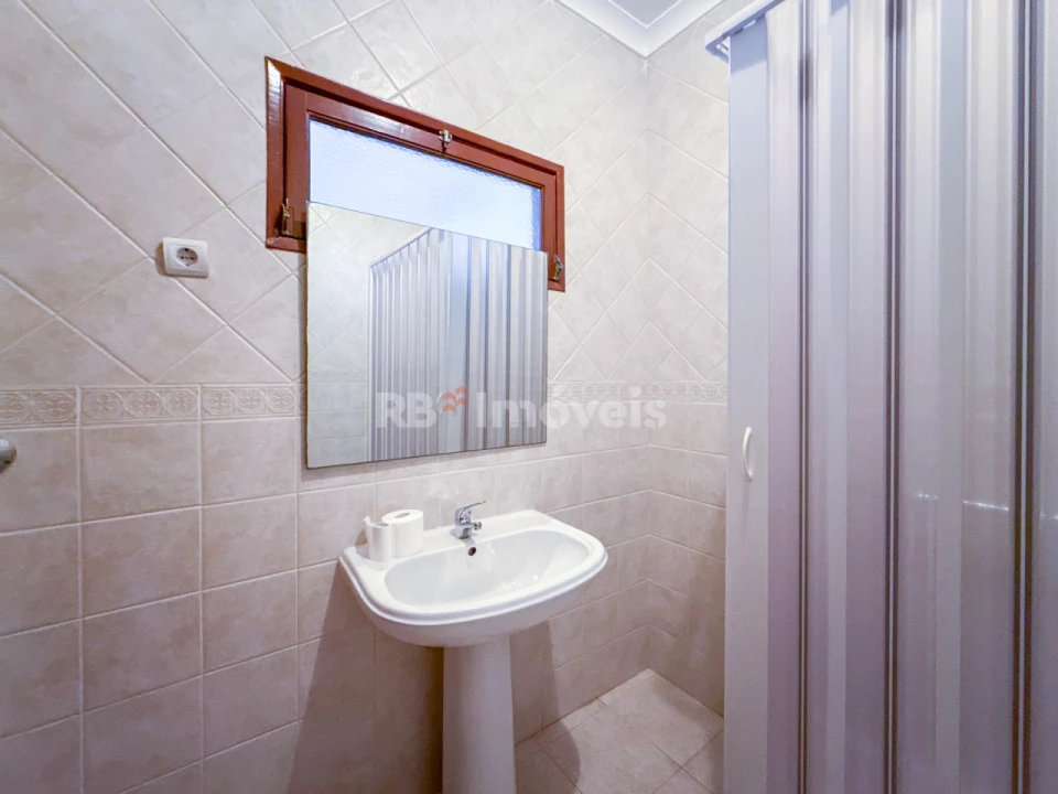 Apartamento T2 para Venda em São João Baptista Foto 17