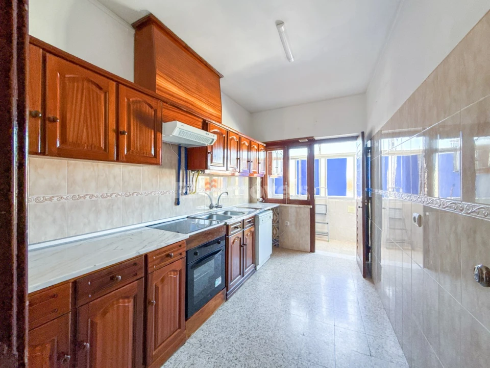 Apartamento T2 para Venda em São João Baptista Foto 1