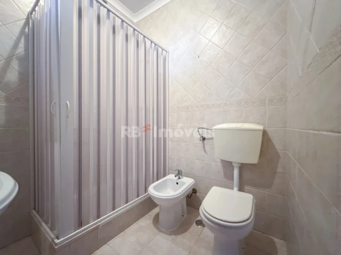 Apartamento T2 para Venda em São João Baptista Foto 16