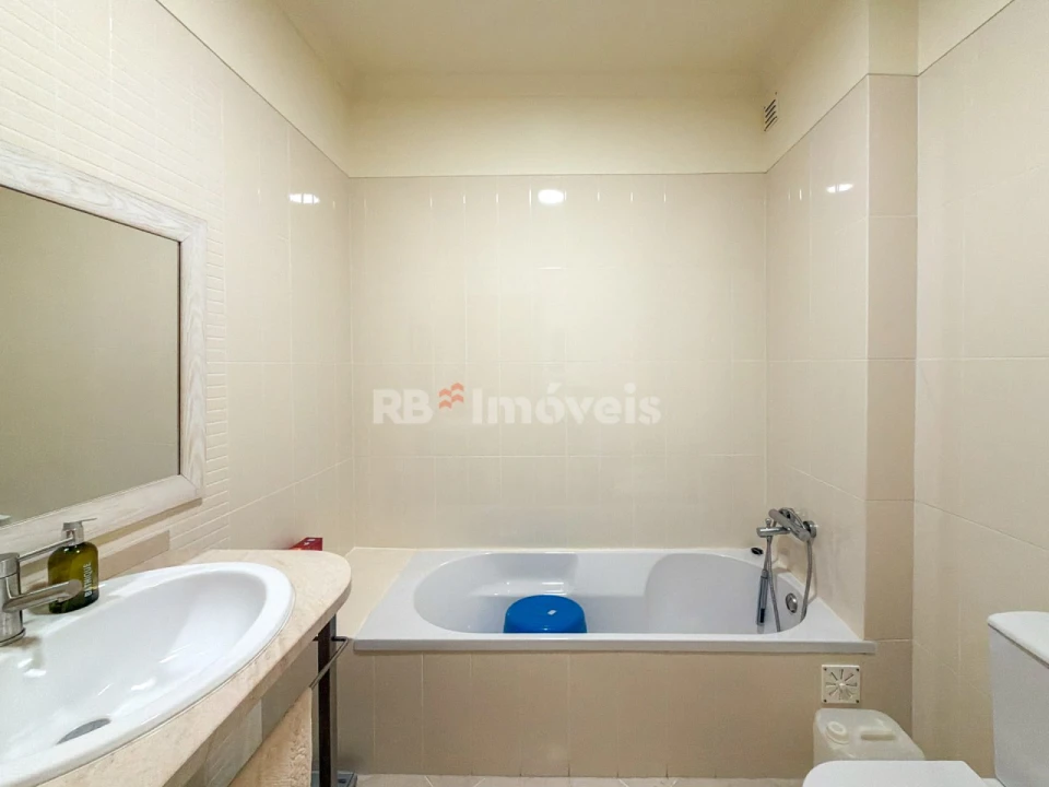 Apartamento T2 para Venda em Abrantes (São Vicente e São João) e Alferrarede Foto 36