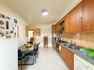 Apartamento T2 para Venda em Abrantes (São Vicente e São João) e Alferrarede