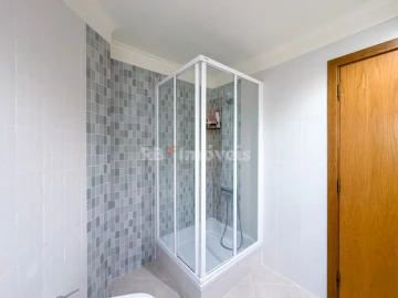 Apartamento T2 para Venda em Abrantes (São Vicente e São João) e Alferrarede