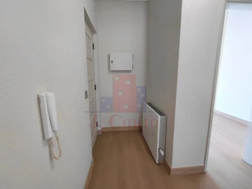 Apartamento T3 para Arrendamento em Nossa Senhora do Pópulo, Coto e São Gregório