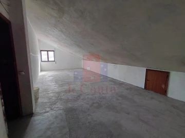 Apartamento T3 para Arrendamento em Nossa Senhora do Pópulo, Coto e São Gregório