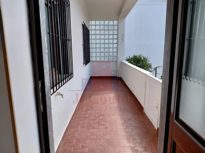 Apartamento T3 para Arrendamento em Nossa Senhora do Pópulo, Coto e São Gregório Foto 11