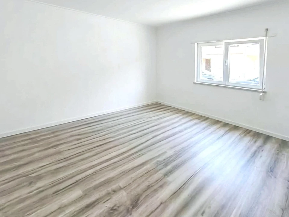 Apartamento T3 para Venda em Quinta do Conde Foto 2