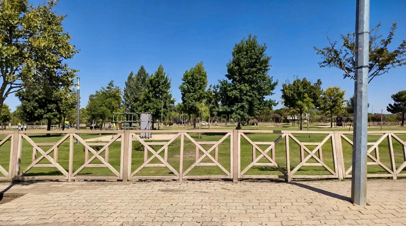 Apartamento T3 para Venda em Quinta do Conde Foto 18