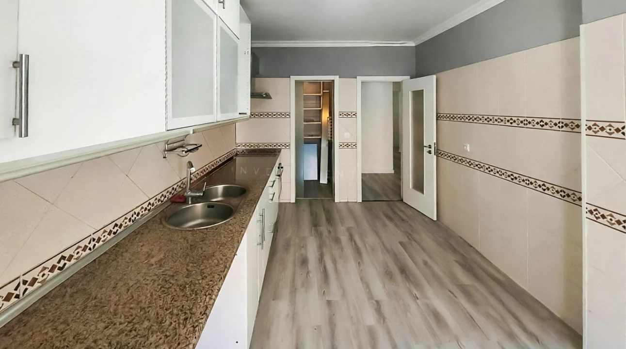 Apartamento T3 para Venda em Quinta do Conde Foto 1