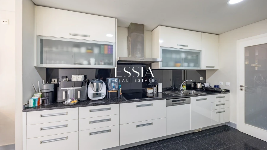 Apartamento T4 para Venda em Matosinhos e Leça da Palmeira Foto 13