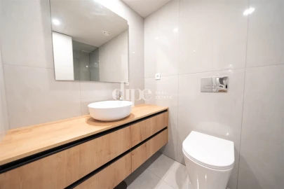 Apartamento T2 para Arrendamento em Urgezes