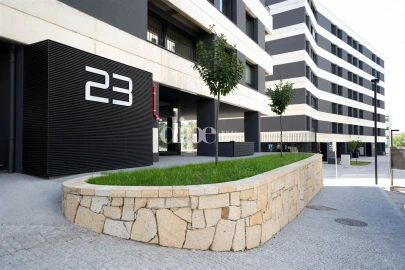 Apartamento T2 para Arrendamento em Urgezes
