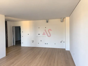 Apartamento T1 para Venda em Meixomil