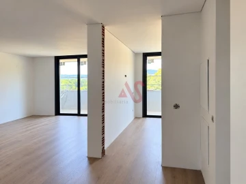 Apartamento T1 para Venda em Meixomil