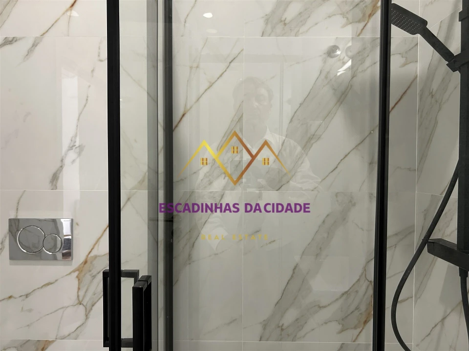 Apartamento T2 para Venda em São Vicente Foto 14